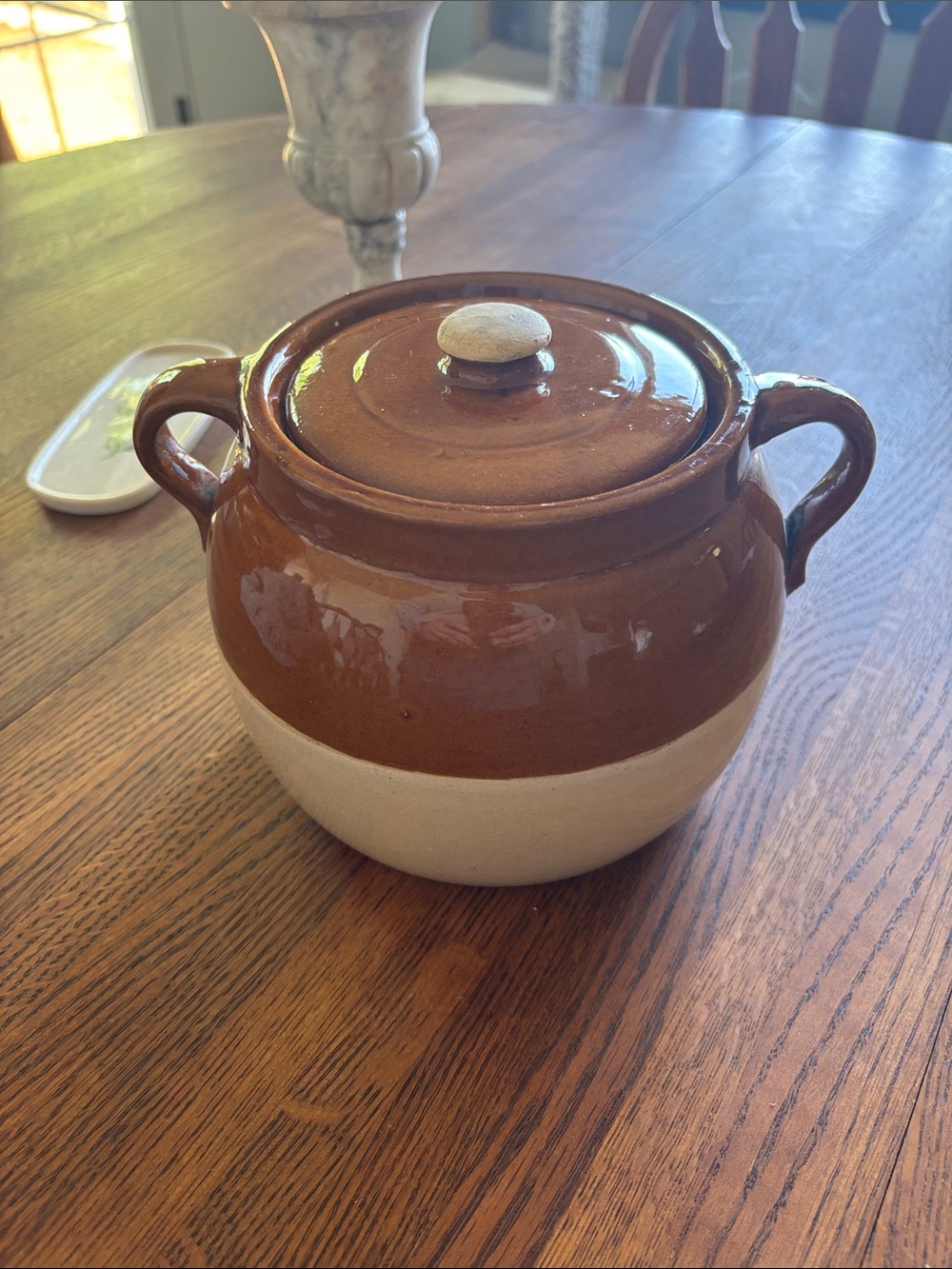 Two-Tone Ceramic Crock Pot with Handles and Lid - Brown & Cream
